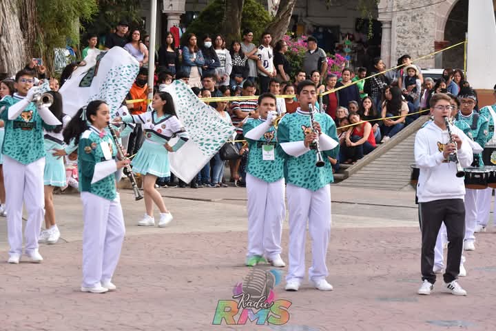 Imagen de la banda en acción