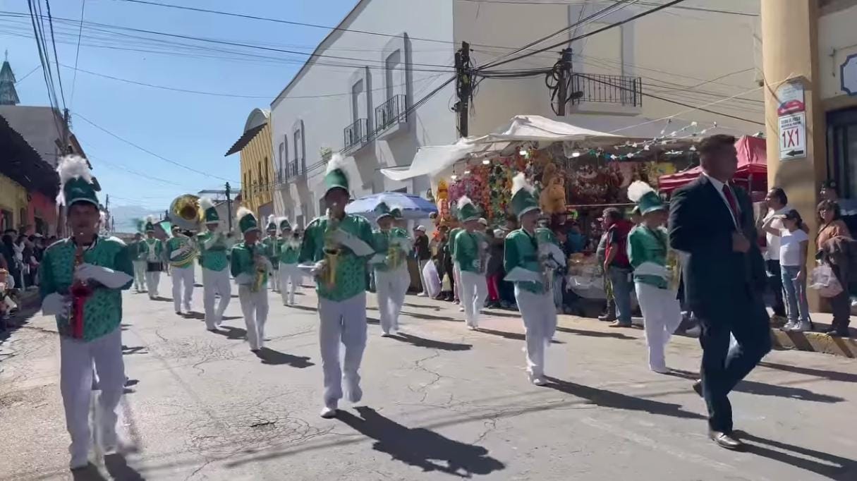Imagen de la banda en acción