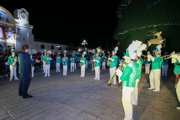 Imagen de la banda en acción