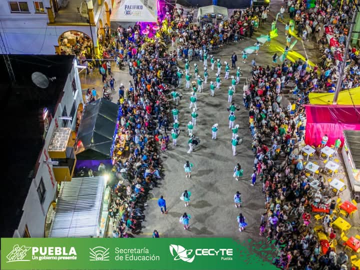 Imagen de la banda en acción