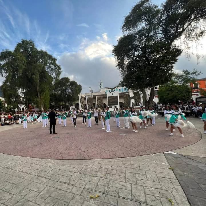 Imagen de la banda en acción
